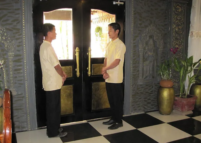 Hotel Popular &